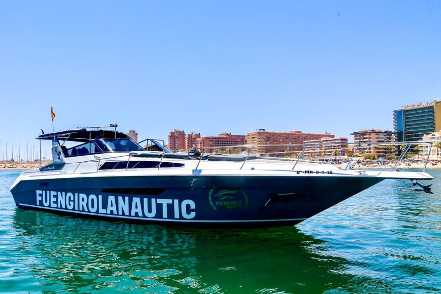 Fuengirola: Dolphin Watching by Yacht with Snacks and Drinks - Coastal highlights you’ll catch near Calaburras lighthouse