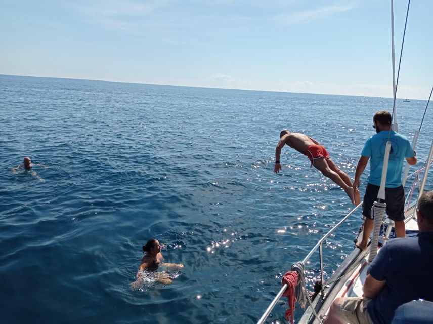 Fuengirola: Dolphin-Watching Sailing Tour with Drinks - A 2-Hour Dolphin Hunt From Fuengirola That Feels Like Sailing, Not a Factory Trip