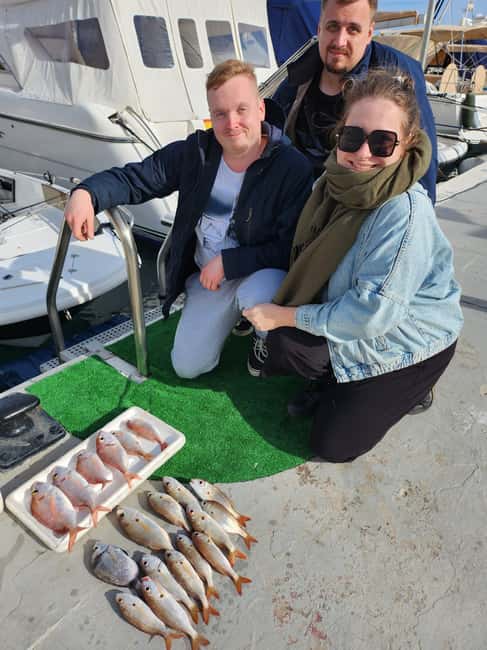 Fuengirola: Fishing Trip with Drinks and Gear - A smooth 4-hour rhythm: cruise, aperitif, then fish