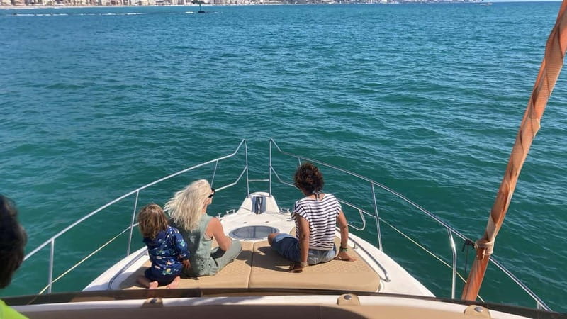 Fuengirola: Sunset Boat Tour - Cocktail Dinner & Champagne - How the Crew Changes the Experience (Names Matter)