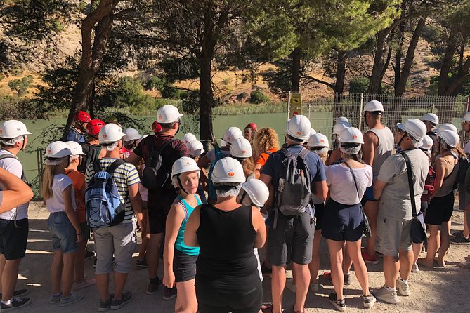 Full Day Walking Tour to Caminito del Rey - Guides, safety, and why the experience can feel different person to person
