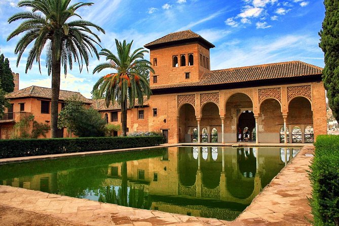 Granada Full Day Tour From Malaga - Charles V Palace: one more stop that makes the day feel complete