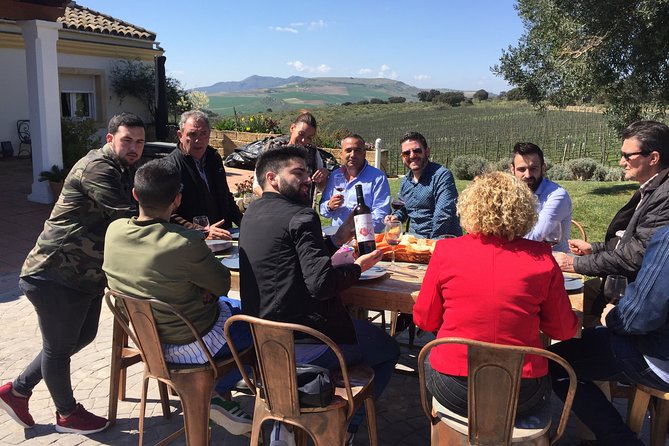 Guided tour with tasting - The Tasting and Tapas Pairing: 3 Wines, Food That Isn’t an Afterthought