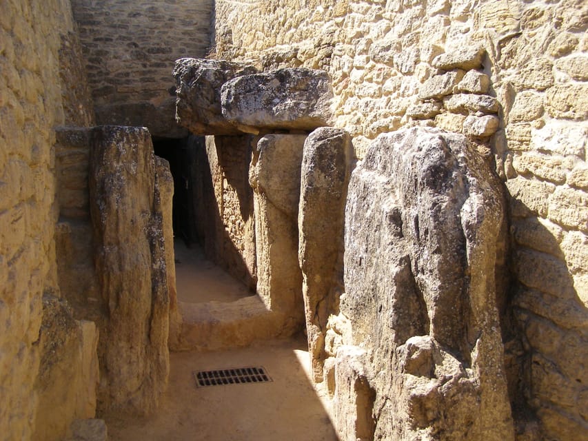 Guided visit to the dolmens of Antequera - Meeting at the Dolmen Museum in Antequera
