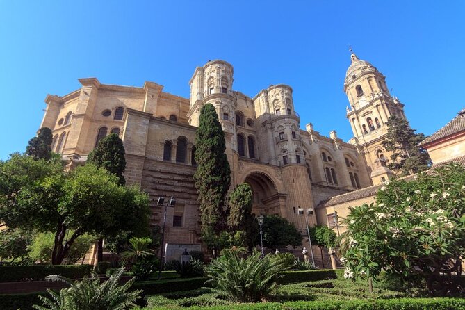 Historical Centre and Cathedral of Málaga - Getting Oriented at the Start Point (and Why It Matters)
