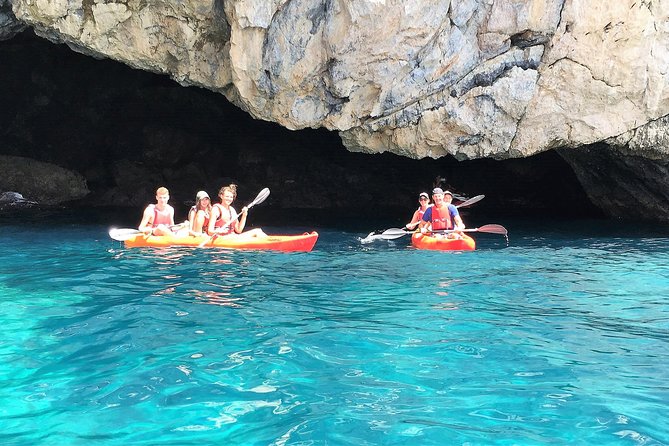 Kayak & Snorkel Tour in Cerro Gordo Natural Park, La Herradura - La Herradura Launch: What Makes This Coast So Worth Paddling