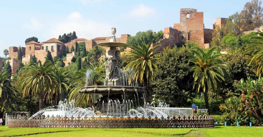 Málaga: 3-Hour Complete Walking Tour with Tickets - Entering Málaga’s Roman, Moorish, and Cathedral Story in 3 Hours