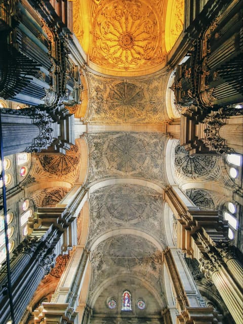 Málaga: 3-Hour Complete Walking Tour with Tickets - The Practical Stuff: Walking Comfort, Ear Pieces, and Group Flow
