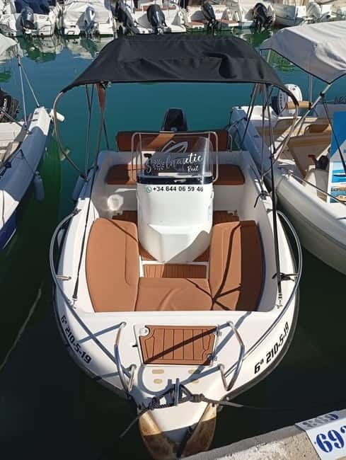 Malaga: 5-Seater Speedboat Boat Rental Without a License - Sunset from the water: timing and what it actually feels like