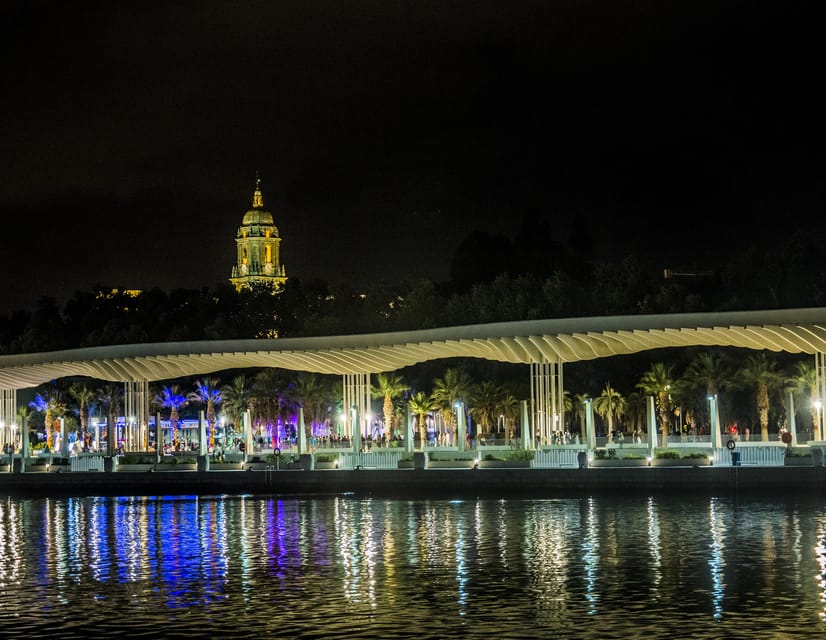 Malaga: A Sea of Stars Nighttime Stargazing Catamaran Tour - What the Cava, Music, and Bar Service Add to the Night