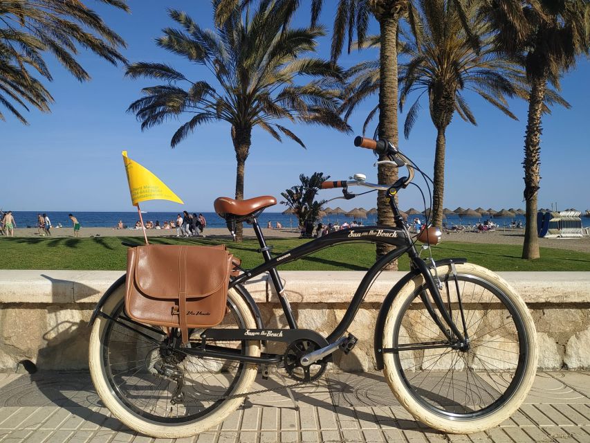 Malaga: Bike Rental for City Discovery Route & Beaches - Botanical Garden and green space: a different side of Malaga