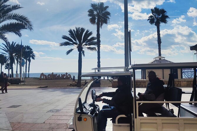 Malaga by Tuk Tuk i : 1 or 2 hours Private city tour - Center Pompidou Málaga in El Cubo: Modern Art Between Old Streets