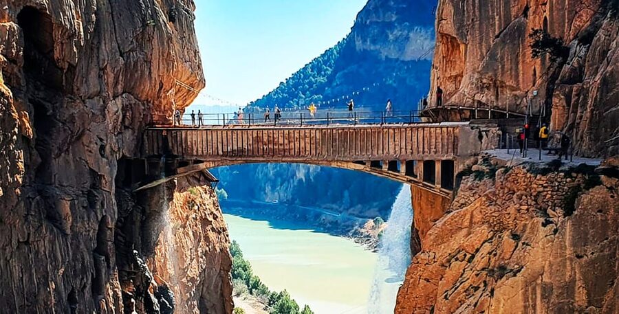 Málaga: Caminito del Rey Guided Tour with Transportation - Key things you’ll notice on this tour