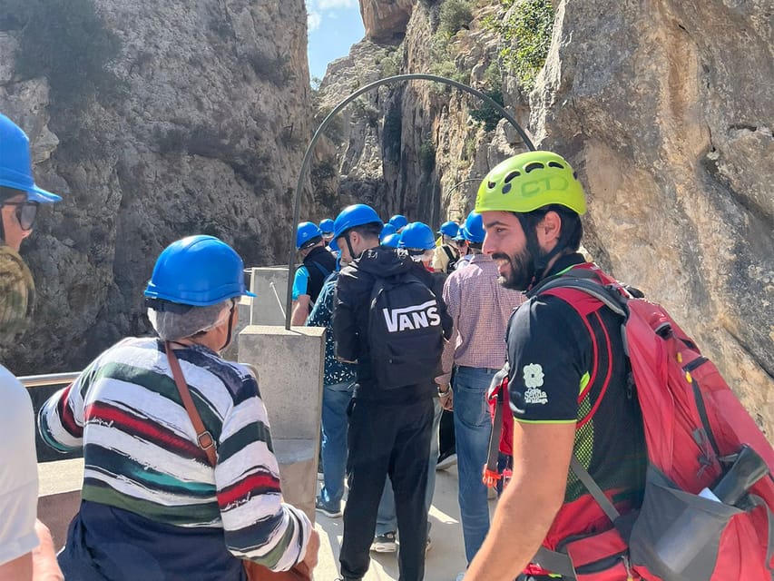 Málaga: Caminito del Rey Guided Tour with Transportation - What to bring, what’s banned, and who should skip the walk