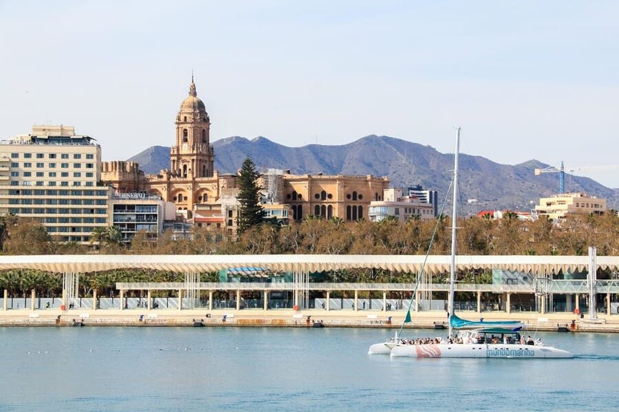 Malaga: Catamaran Sailing Cruise with Swimming & Optional DJ - The 90-Minute Sailing Loop: Panoramas, a Flexible Route, and Real Relaxation