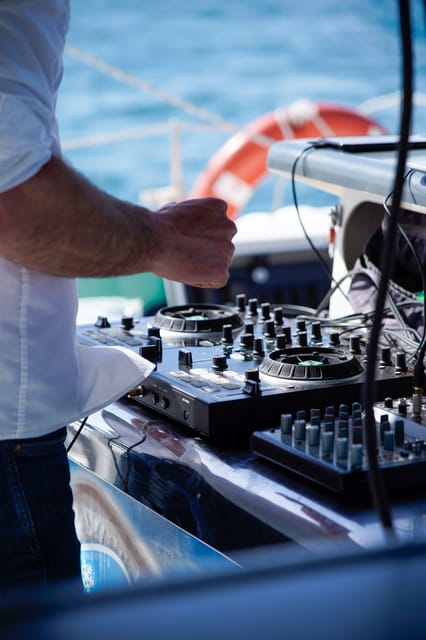 Malaga: Catamaran Sailing Cruise with Swimming & Optional DJ - Practical Tips for Getting the Best Day (Without Overthinking It)