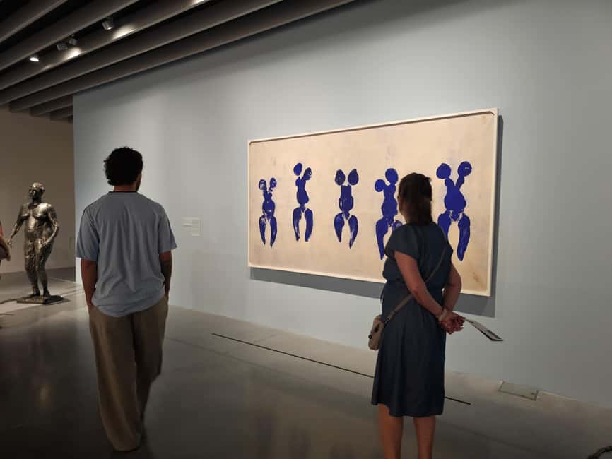 Malaga: Centre Pompidou Malaga Ticket and City Audio Guide - Museum rules that can change your visit fast