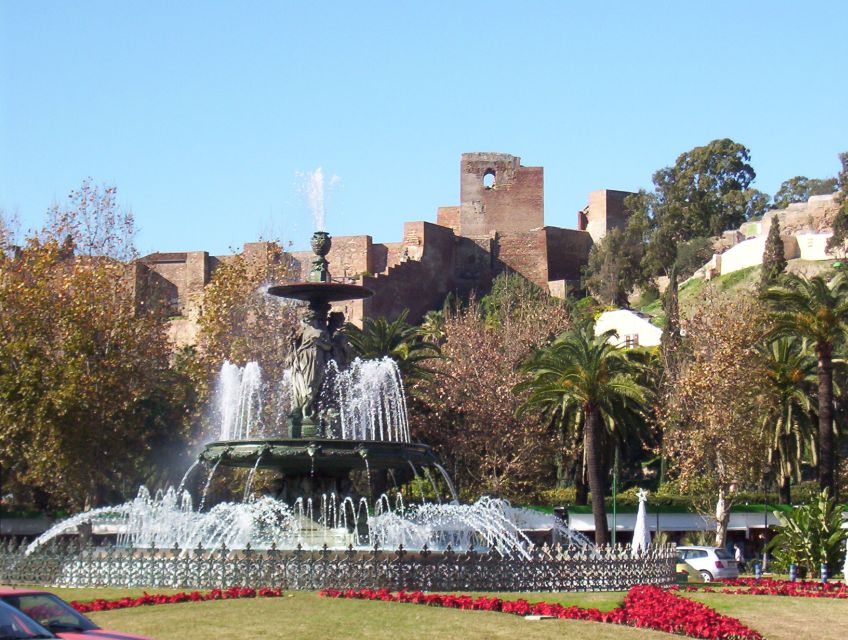 Malaga: City Center Walking Tour with Tapas Food Tastings - Key highlights worth your attention