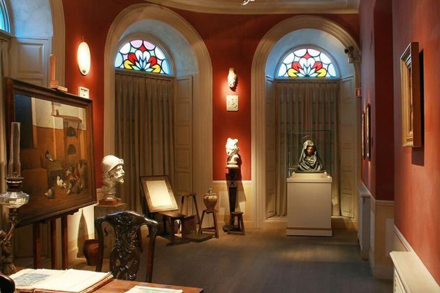 Malaga: Guided tour of Picasso's Birthplace Museum - Practical tips: meeting point, what to bring, and what not to pack