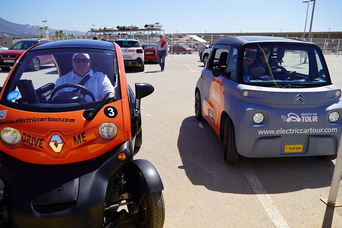 Malaga Highlights by Electric Car with Port Pick up - Back to the Center: Bohemian Street Art and La Manquita