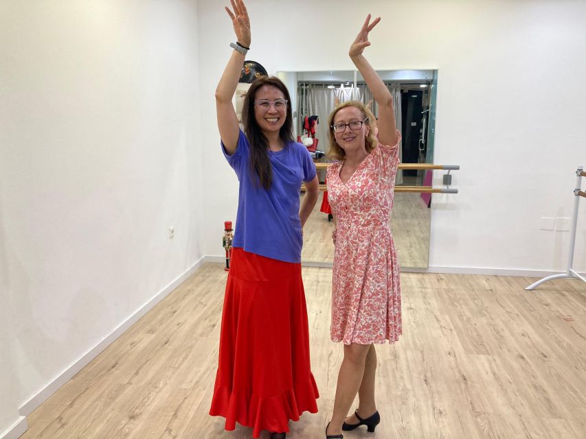Málaga: Learn to dance flamenco rumba in 45 minutes - Key things you should know before you go