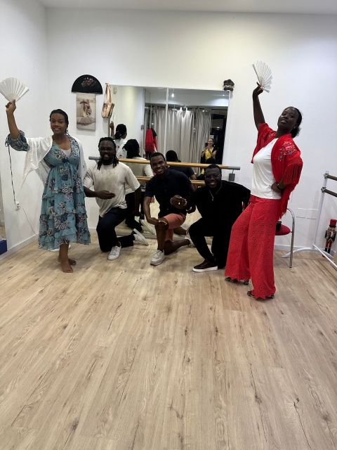 Málaga: Learn to dance flamenco rumba in 45 minutes - Who this flamenco rumba class fits best