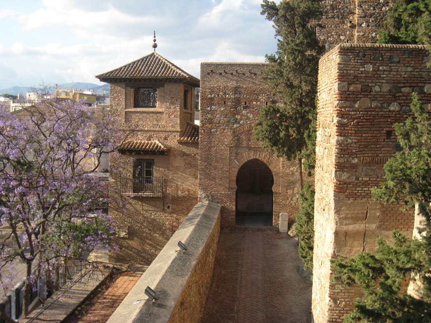 Malaga: long highlights tour with skip-line-tickets - Timing, the long break, and how to use it well