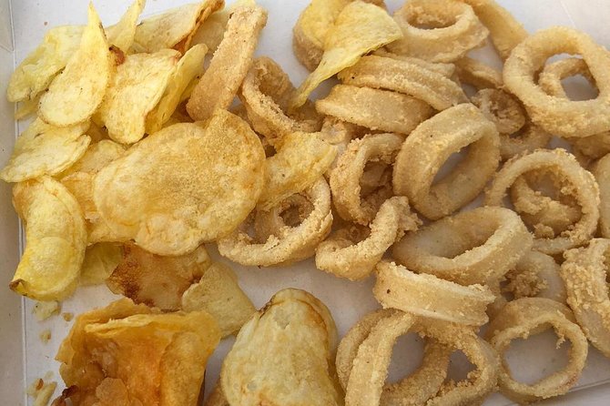 Malaga Market Food Tour: Tapas, Drinks, and Local Flavors - Mercado de Atarazanas: pincho de pulpo or pincho de atún plus a beer