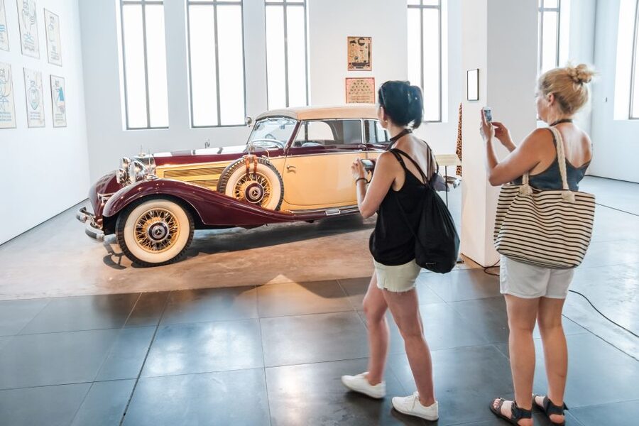 Málaga: Museo del Automóvil y la Moda Ticket - Alternative energy vehicles, and why that part still feels relevant