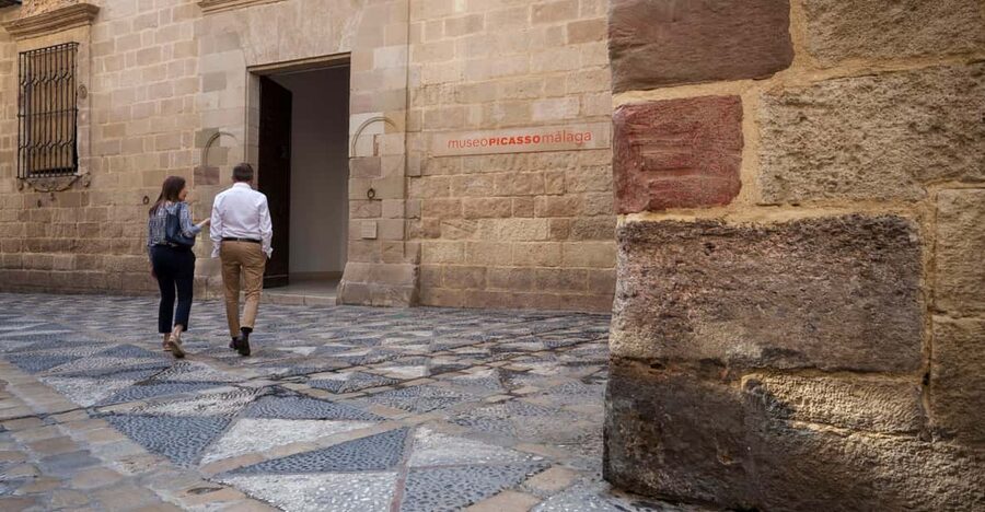 Málaga: Museo Picasso Málaga Entry Ticket - The Permanent Collection: 141 Works and a Timeline You Can Actually Follow