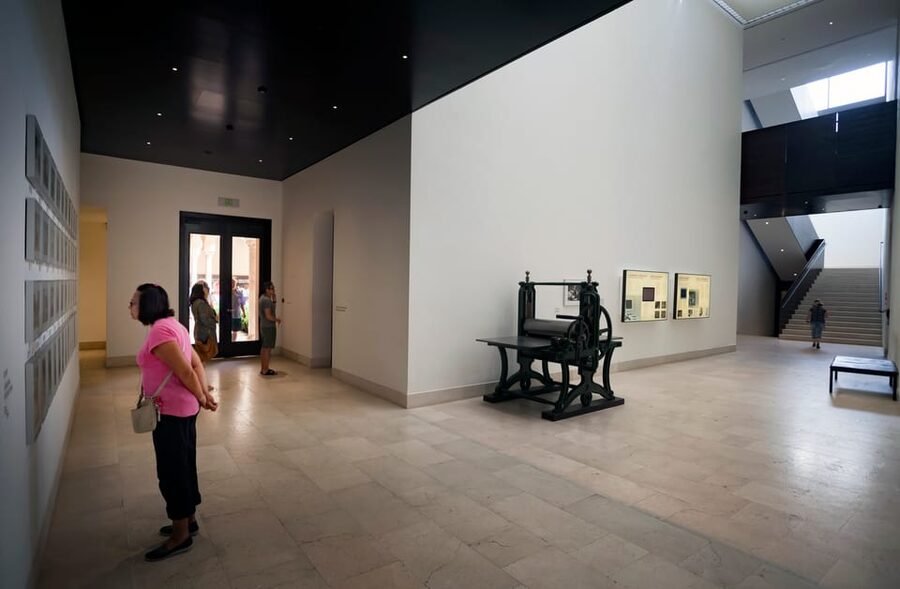 Málaga: Museo Picasso Málaga Entry Ticket - Timing and Arrival Strategy: Beat Queues, Beat Heat