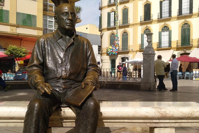 Malaga Picassiana - Centro Histórico panorama: a short walk that helps you read the city