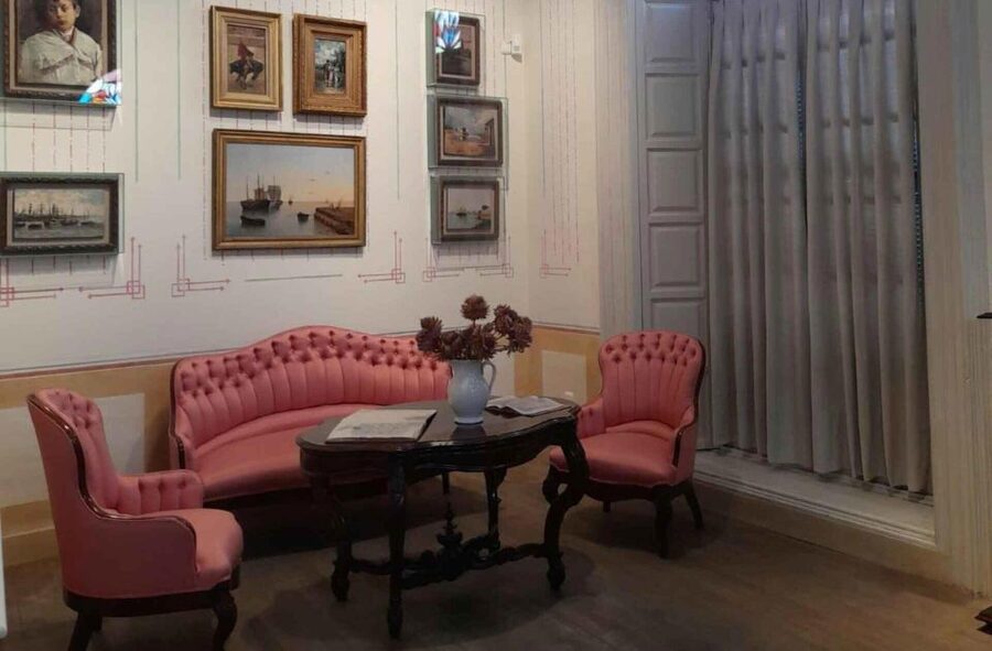 Málaga: Picasso Birthplace Museum Ticket & City Audio Guide - Should you book the Málaga Picasso birthplace ticket and city audio guide?