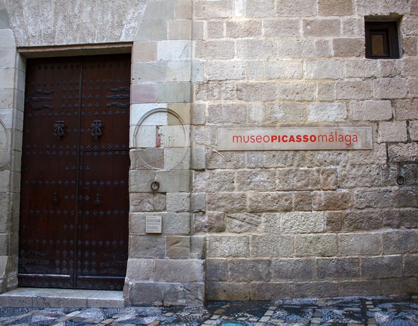 Malaga: Picasso Museum Guided Tour with Skip-the-Line Ticket - What you actually do during the 1.5-hour guided route
