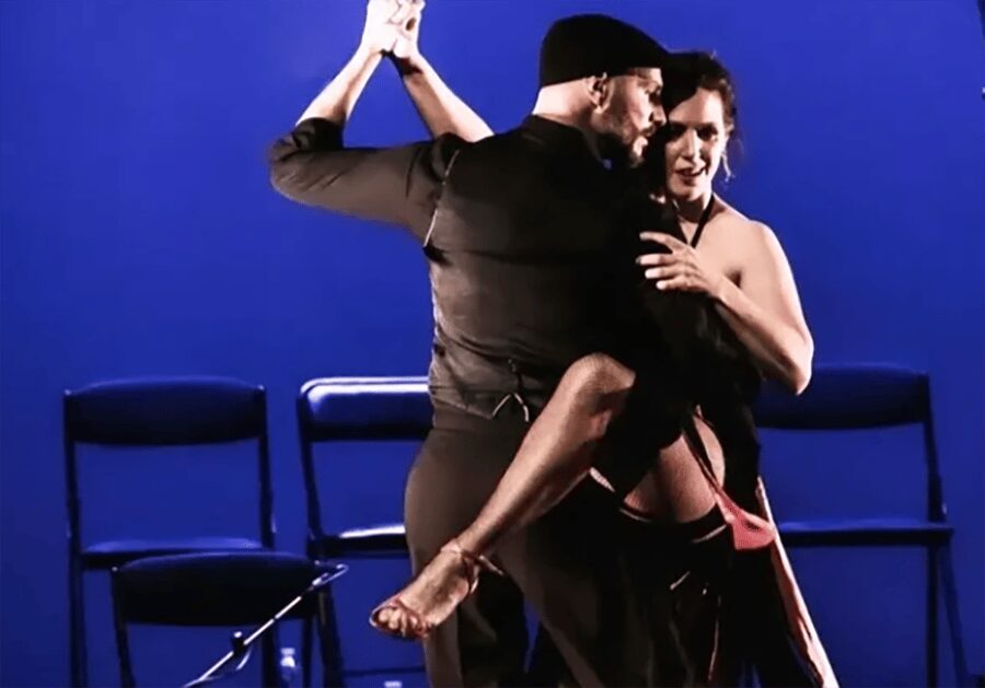 Malaga: Private Argentine Tango Lessons - Where You Learn Matters, Malaga Center at Home vs. Guadalmar Space