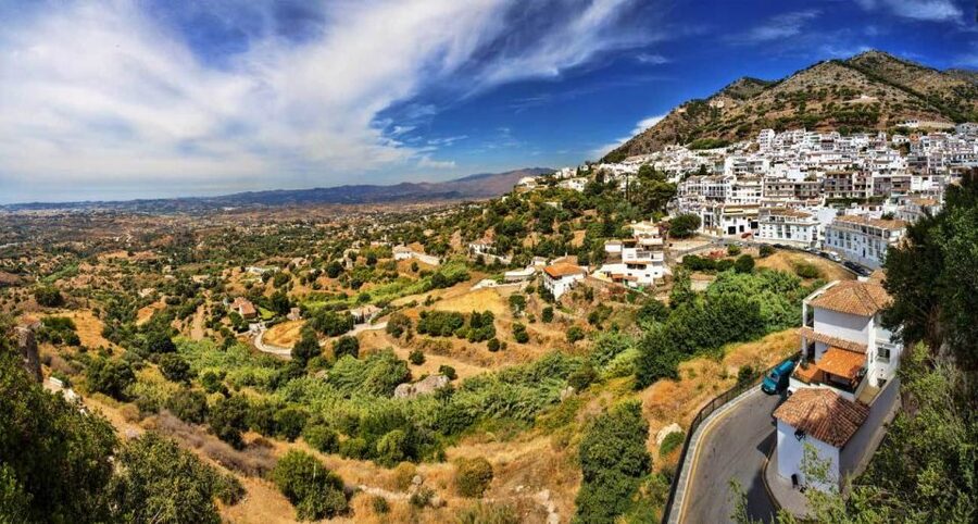 Malaga: Private Day Trip to Mijas - Private Malaga to Mijas: Why This Half-Day Works