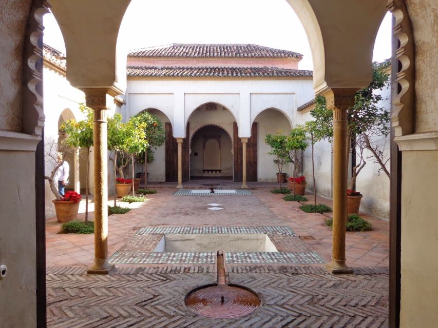 Malaga: Roman Theater and Alcazaba of Malaga Guided Tour - Roman Theater ruins: Emperor Augustus and Roman daily life