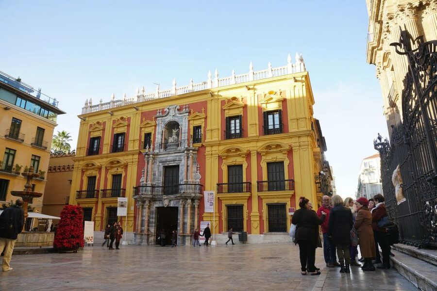 Malaga: Skip-the-Line Malaga Cathedral Tickets with Tour - Key highlights at a glance