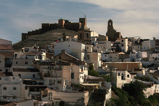Málaga Small‑Group Wine Tour – Álora Castle Views & 4 Tastings - Getting to Álora from Malaga: pickup, ride time, and what to expect