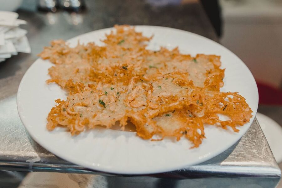 Malaga: Tapas Crawl - Drinks With Tapas: How the Tour Gets You Thinking Like a Local