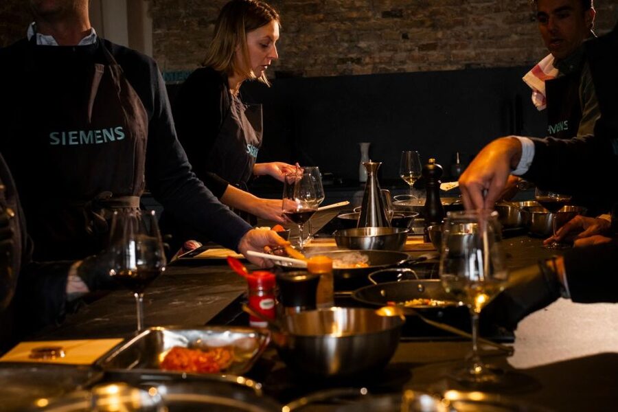 Malaga: The Ultimate Tapas Workshop with Market Visit - The Menu: From Sangría to Tortilla de Patatas (and Why It Matters)