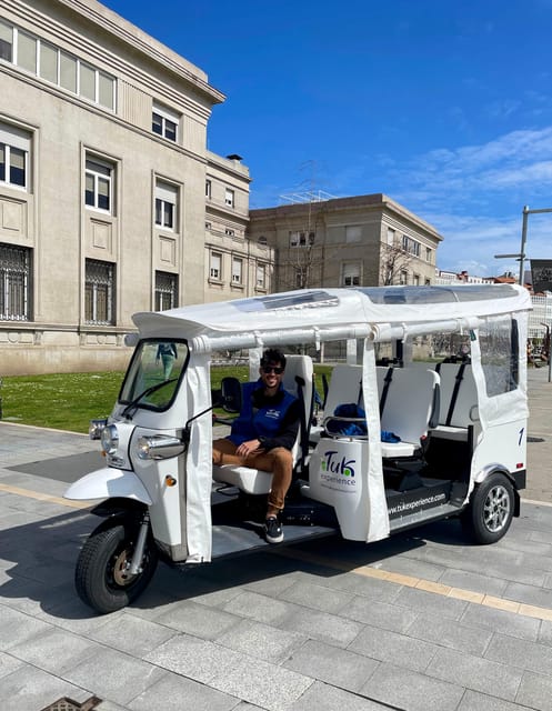 Malaga: VIP private Tuk Tuk tour - VIP private tuk tuk: the most efficient way to see Malaga