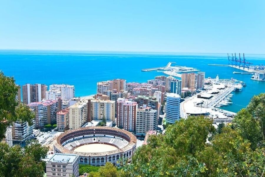 Malaga: Walking Tour of Must-See Attractions - Alcazaba’s Moorish walls, and why fortress architecture matters