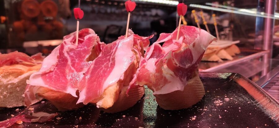 Malaga: Wine Guided Tour - What to bring and how to show up like a pro