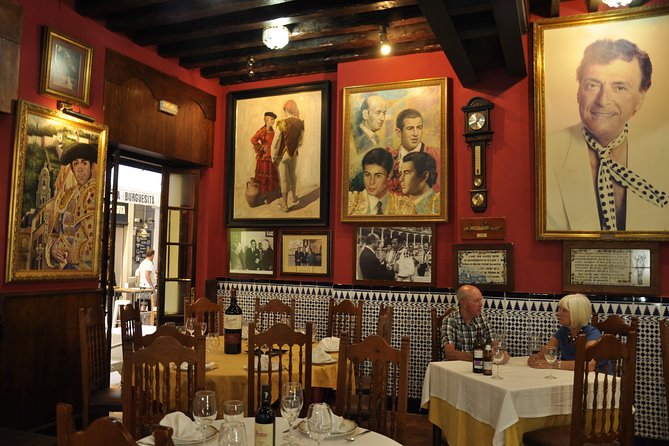 Malaga Wine & Tapas Small Group Guided Tour - What You Actually Get: Wines, Tastings, and a Dinner-Enough Meal
