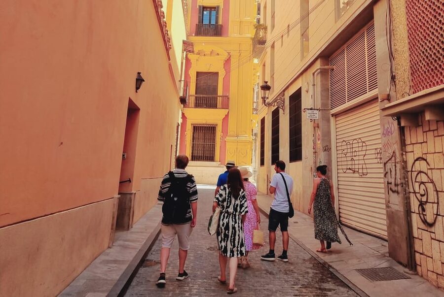 Málaga: Wine & Tapas Tour - Stop 3: Traditional Taverns and Market-Style Bites