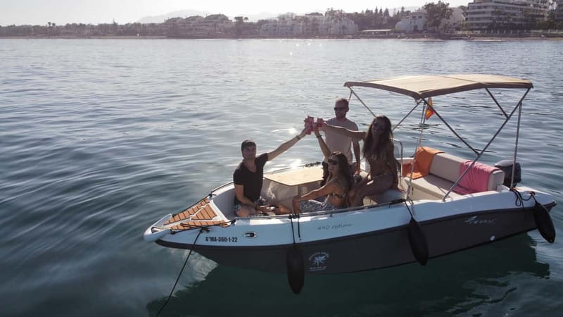 MANGO BOAT - Unlicensed boat in Puerto Banús - The open-sea swim and dolphin spotting part