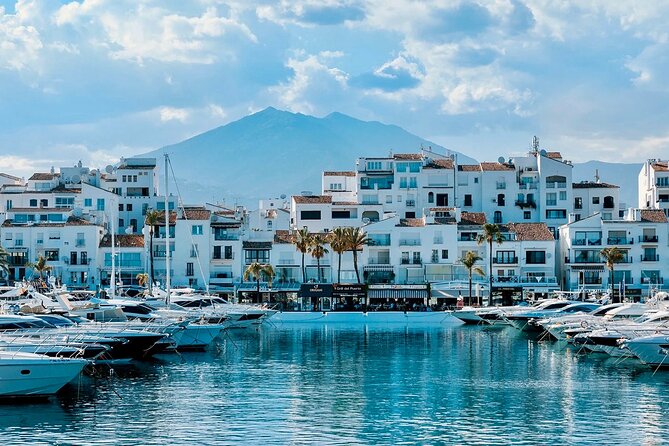 Marbella and Mijas Day Tour and Puerto Banus and Benalmadena - Mijas Pueblo: your hour in the white village between sea and mountains