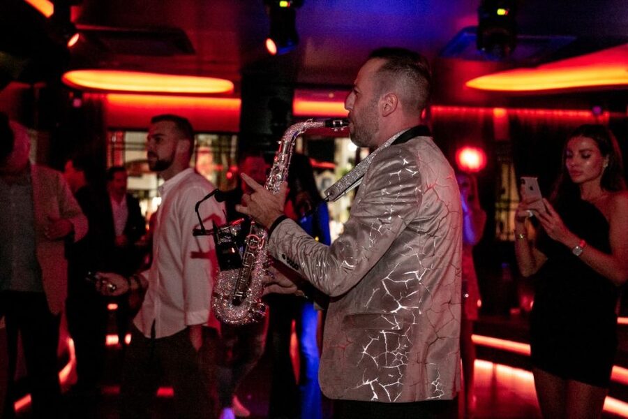 Marbella: Puerto Banus Night Life Walking Tour - Price and value: is $147 reasonable for Puerto Banus nightlife?