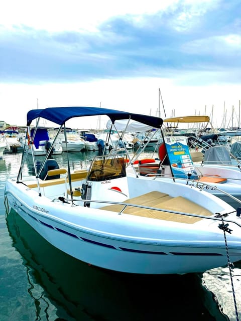 Marbella: Self-Drive Boat Rental - On-Board Comfort Perks: Solarium and a Beach Fridge